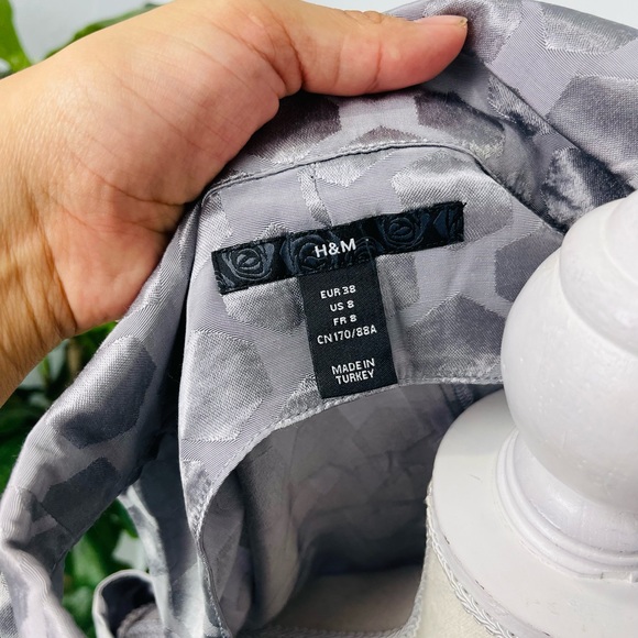 Y2K H&M Grey Hexagon Satin Mini Cowl Neck Dress - Picture 4 of 5